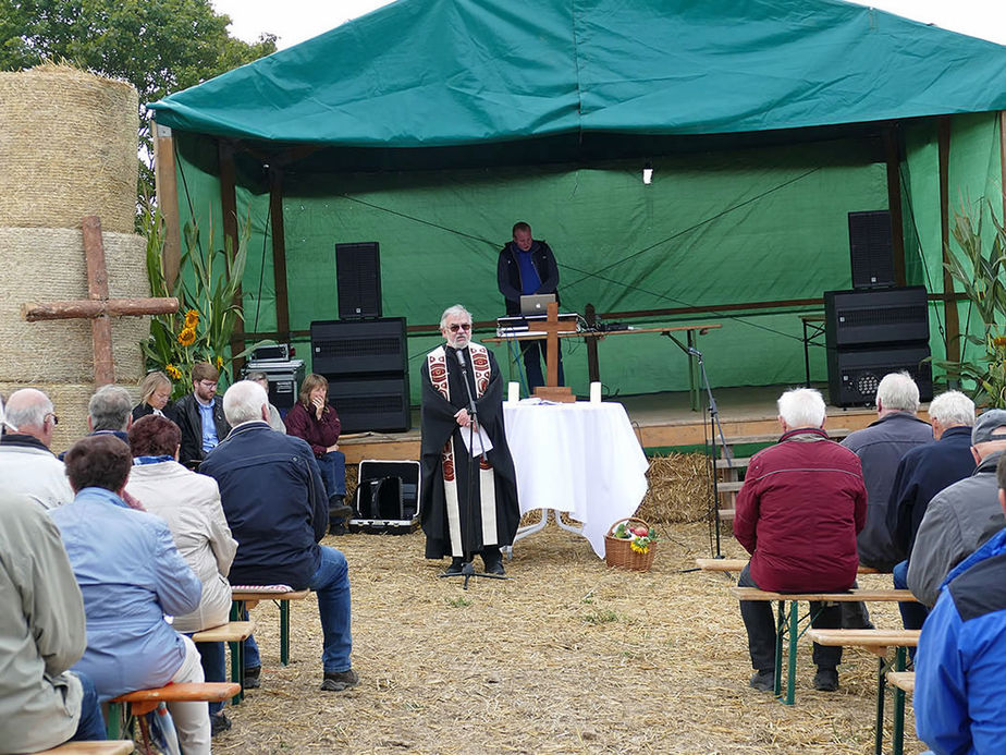 Ökumenischer Gottesdienst auf den Naumburger Feldtagen (Foto: Kar-Franz Thiede)